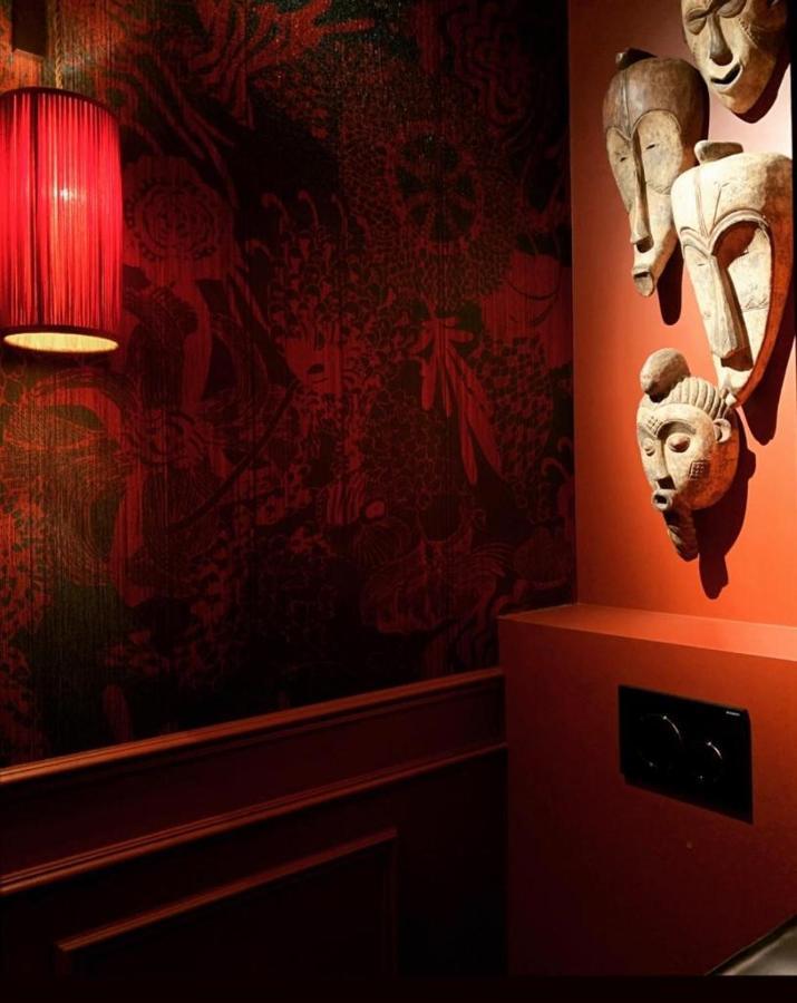 Maison Fred Luxury Suites Брюж Екстериор снимка